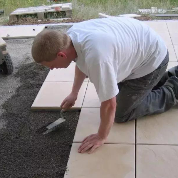 干铺法和湿铺法的区别是什么？-大嘴蛙陶瓷