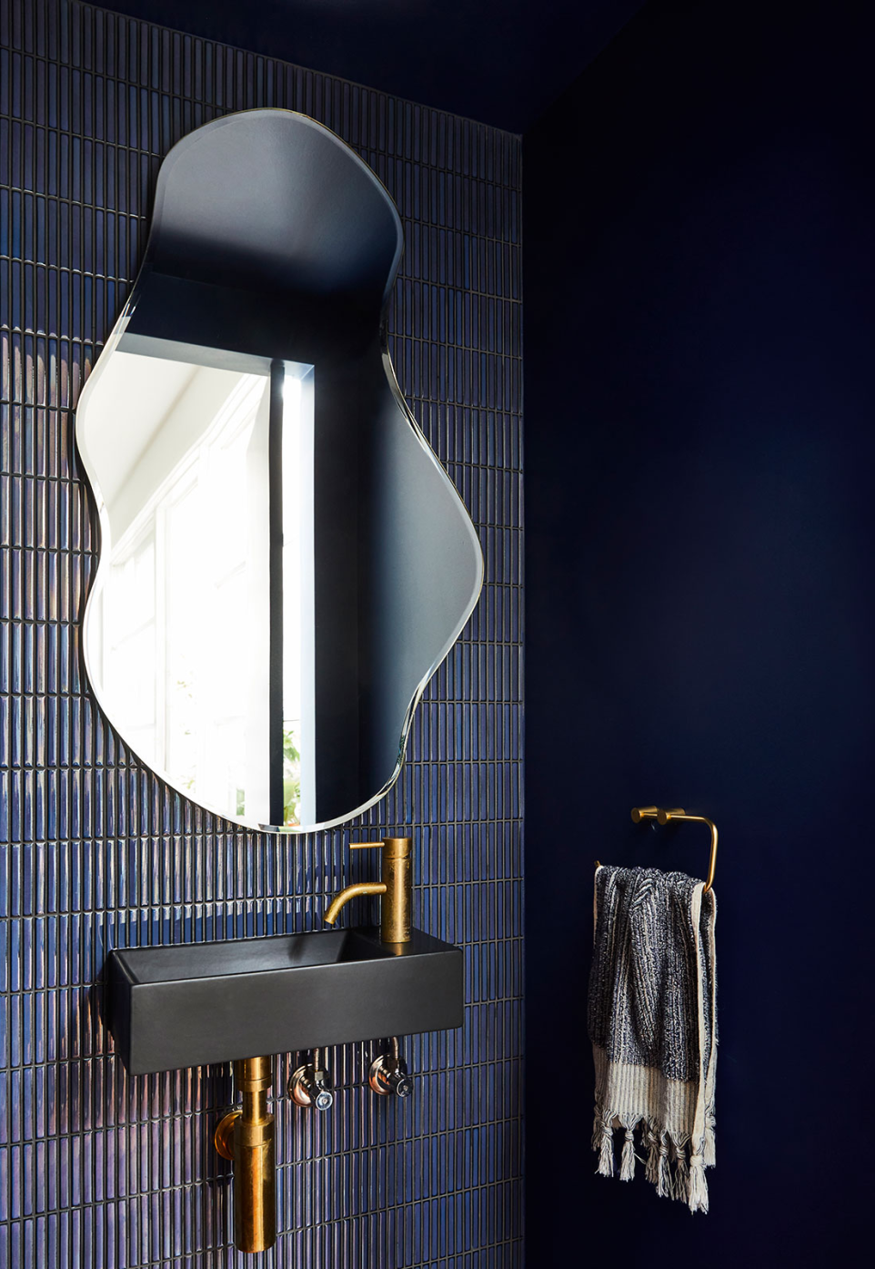 大嘴蛙陶瓷：为什么豪宅都爱用瓷砖，不用木地板呢？